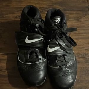 Men’s Nike Lebron basketball shoes
